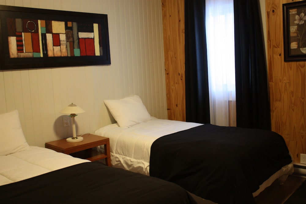 Standard Twin Room (Motel / 2 single beds) photo 1