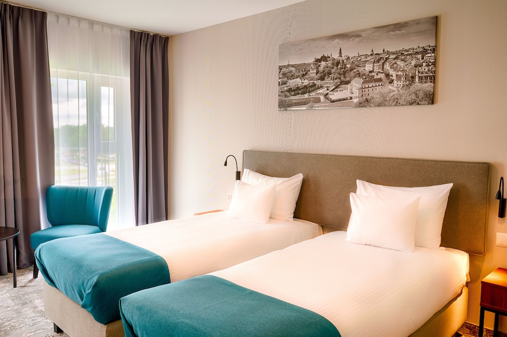 Standard Twin Room, 2 Twin Beds - Photo 1