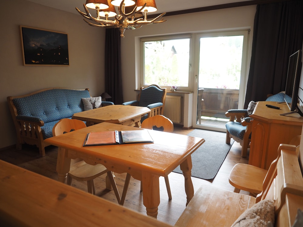 Apartment (9) photo 1