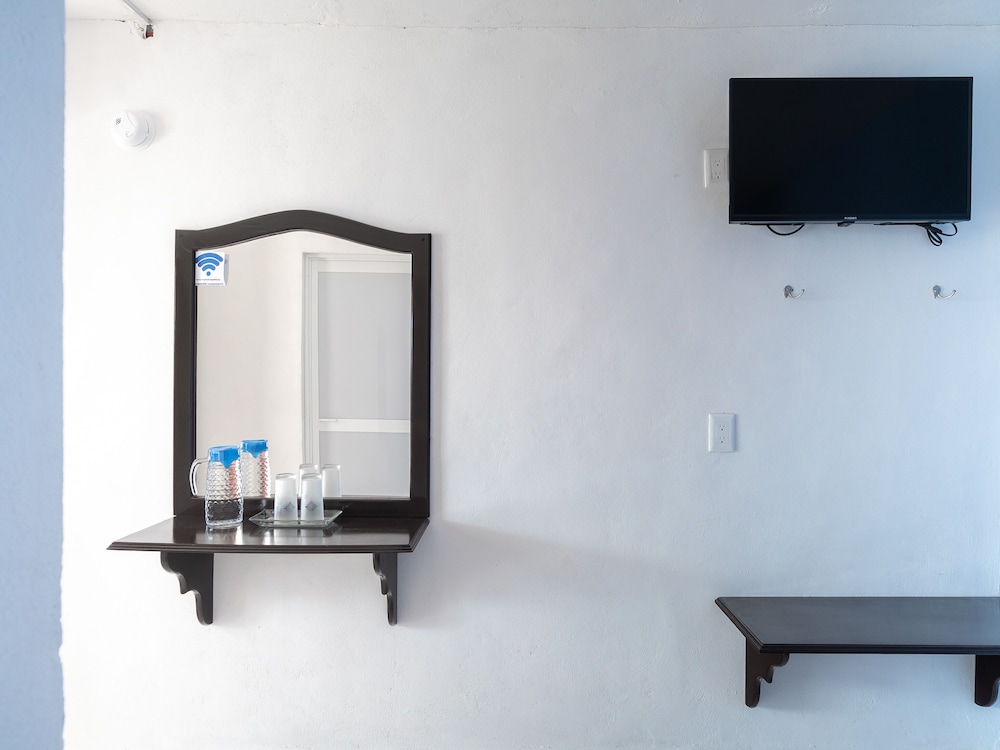 Standard Room - Photo 15