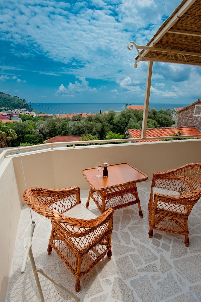 Studio Apartment with Sea view - Photo 2