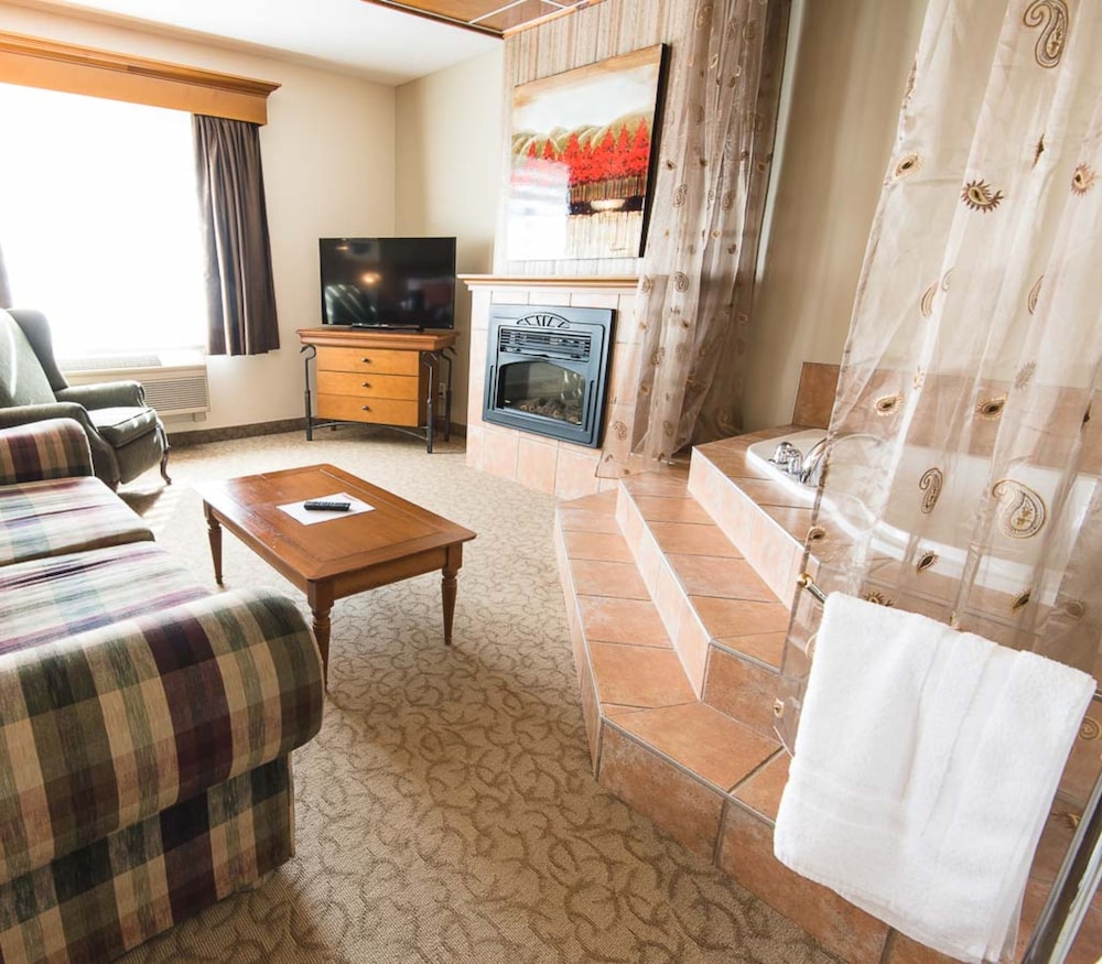 Superior Room, 1 King Bed photo 2