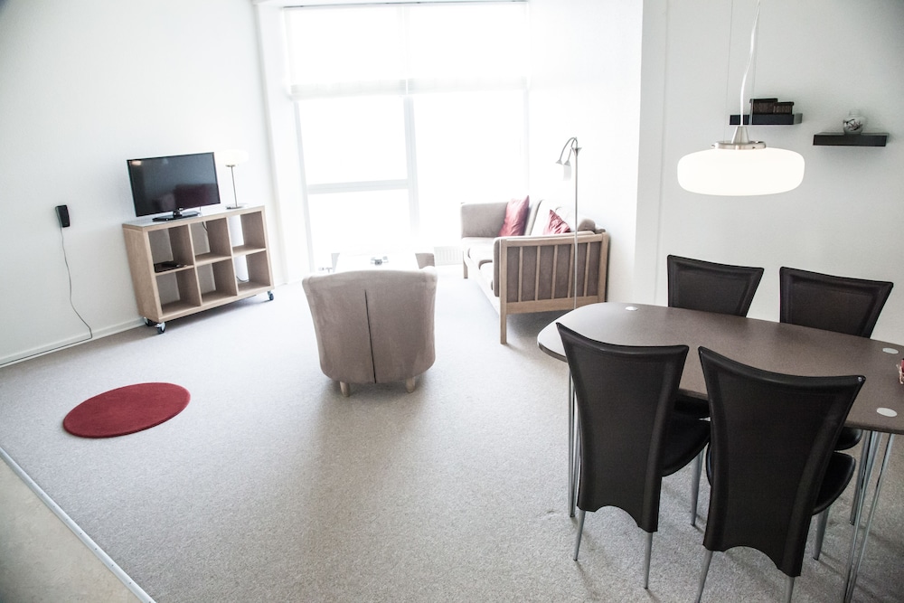 Apartment, 2 Bedrooms, Accessible, Bay View photo 1
