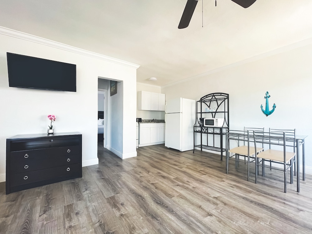 Family Apartment photo 2