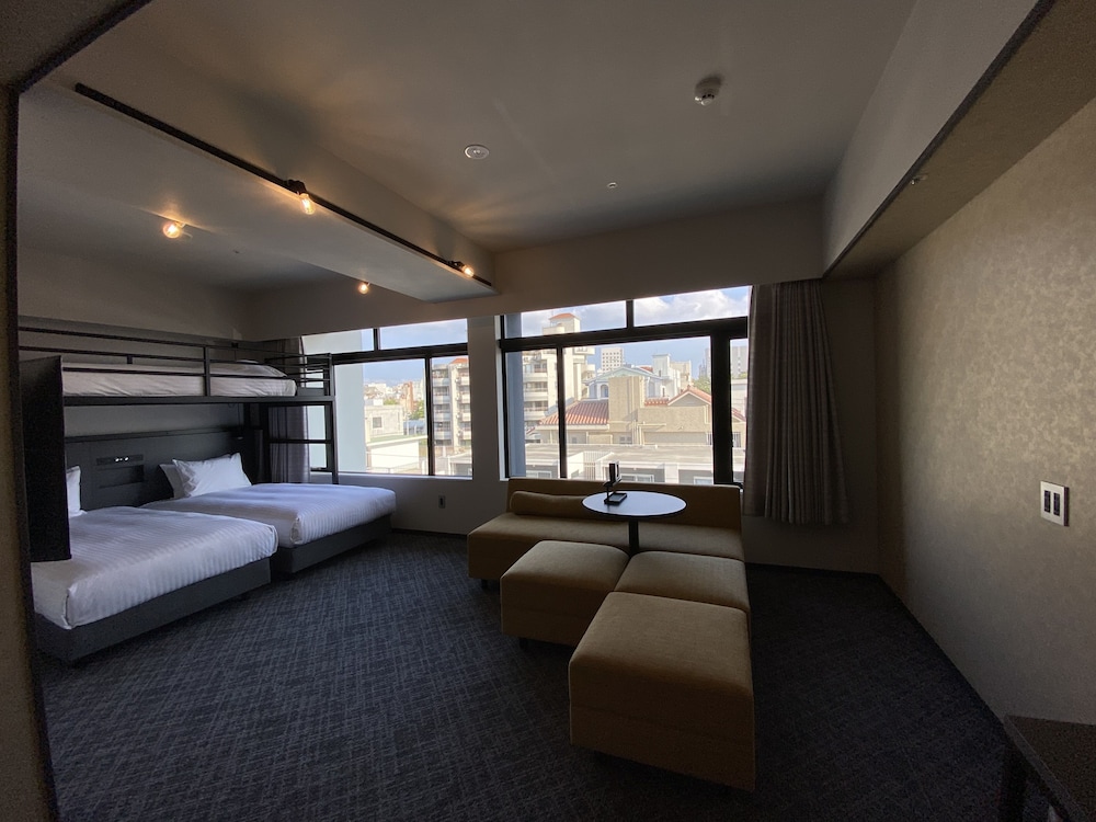 Standard Triple Room, 3 Bedrooms, Non Smoking - Photo 9