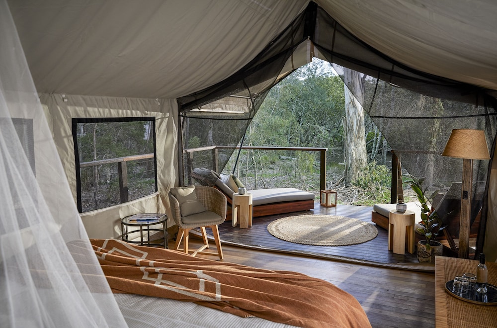 Deluxe Tent, 1 King Bed, Resort View