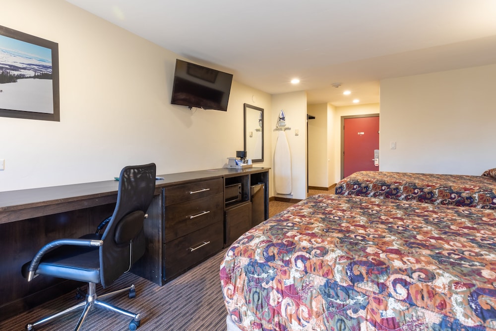 Deluxe Room, 2 Queen Beds - Photo 5