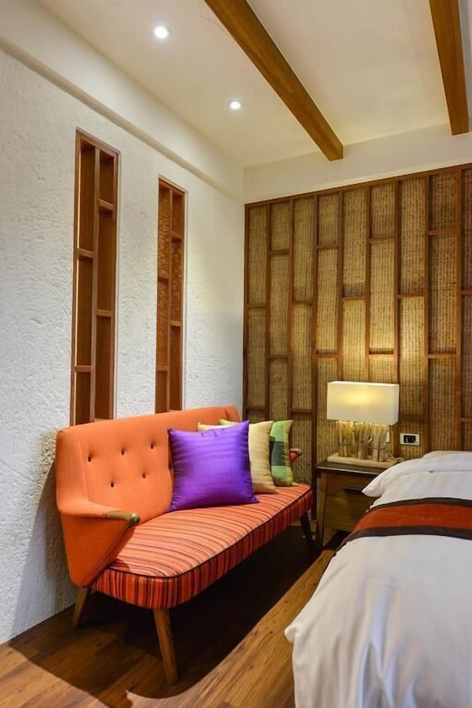 Double Room, Bathtub - Photo 8