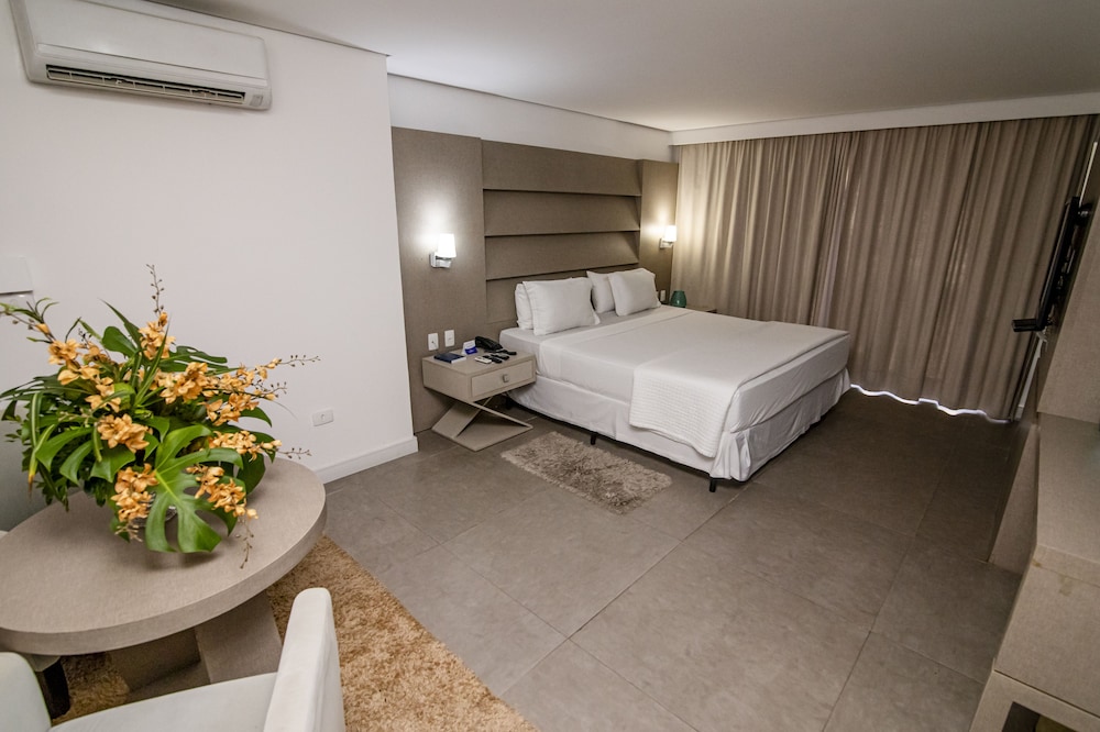 Suite Presidencial com Varanda Lateral e Jacuzzi