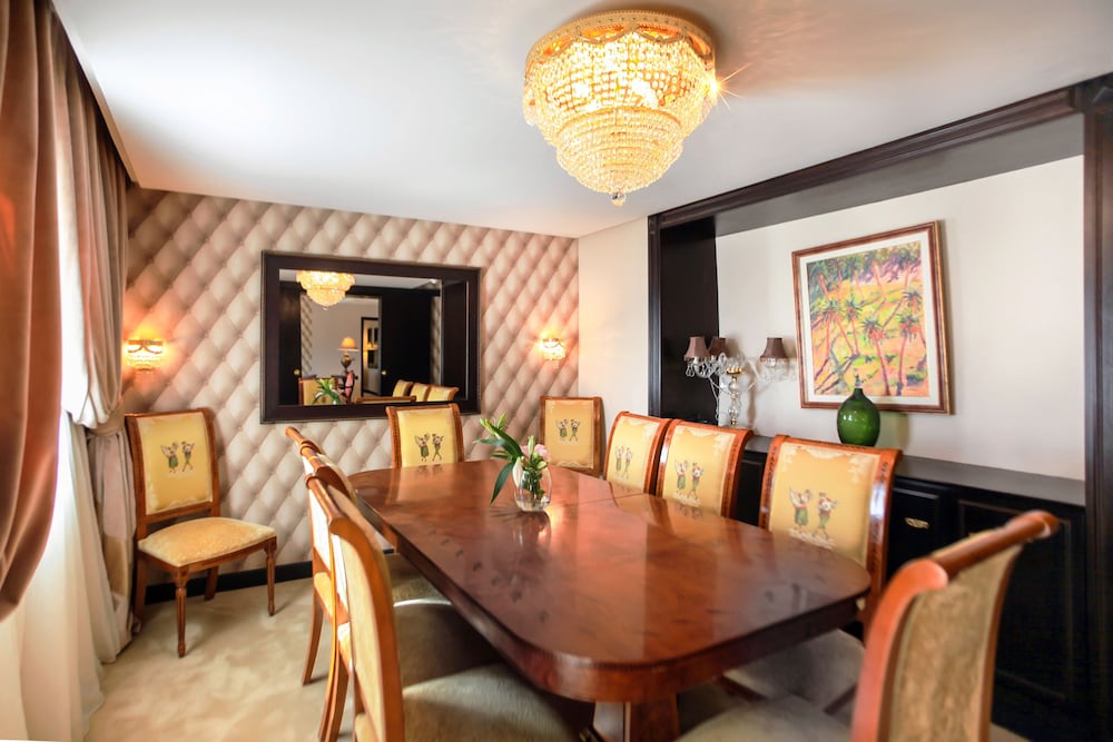 Suite Ambassador - Photo 17