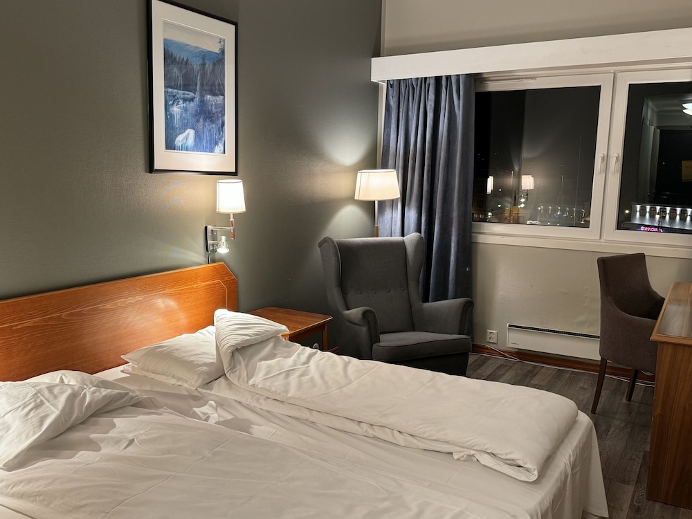 Standard Double Room, Lake View