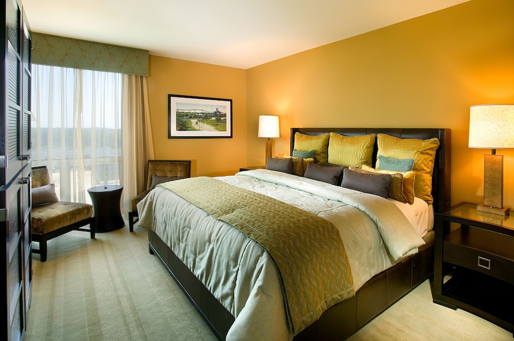 Luxury Room, 1 King Bed