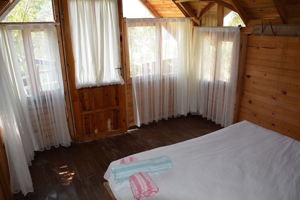 Bungalow (1 Queen Bed, Sea View, Electronic)