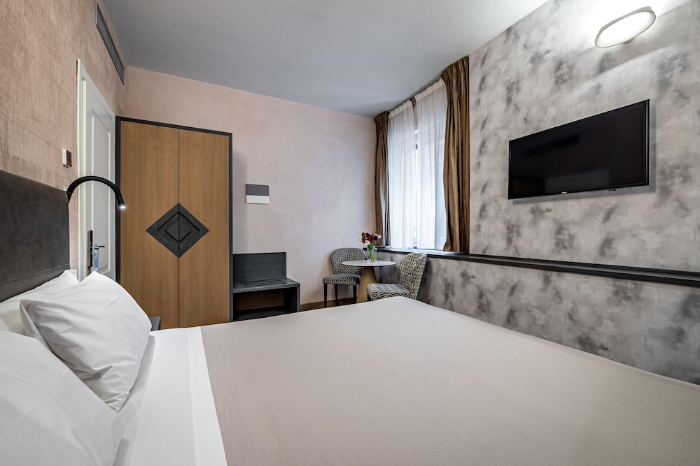 Superior Double Room photo 1