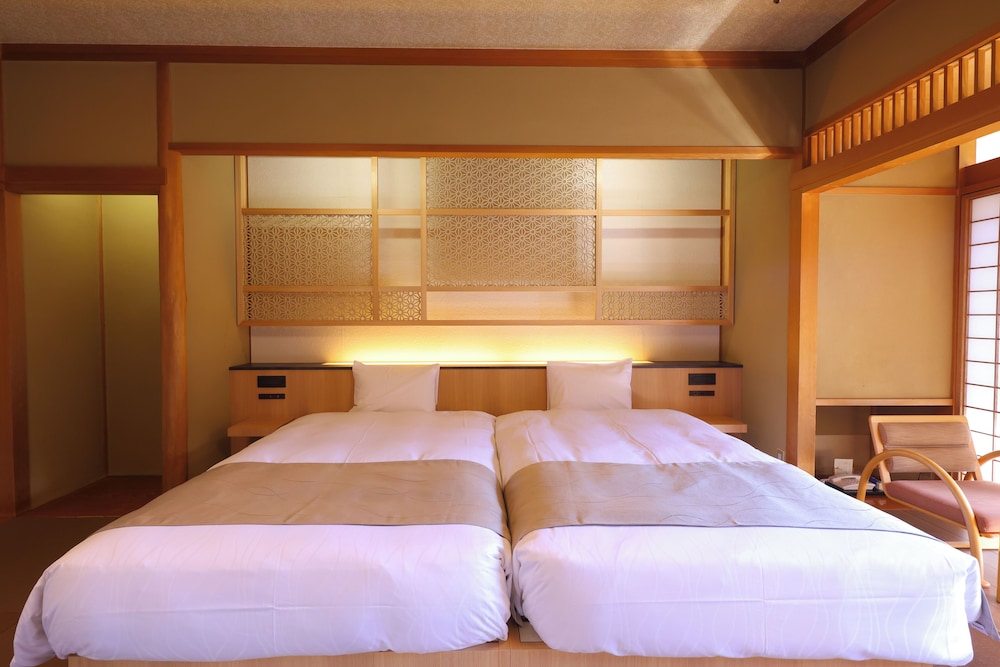 [ Refresh guest room] Japanese-style room with bed ( 58sqm)  Juraku-dai, Non Smoking photo 1