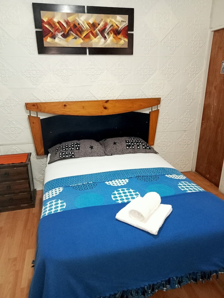 Basic Double Room, Private Bathroom photo 1