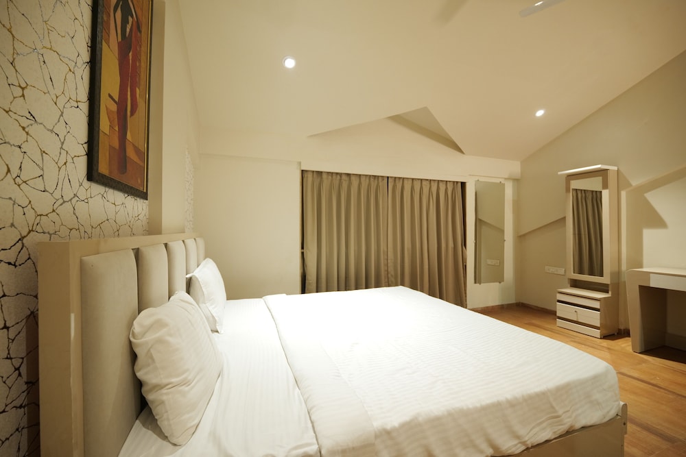 Classic Villa photo 1