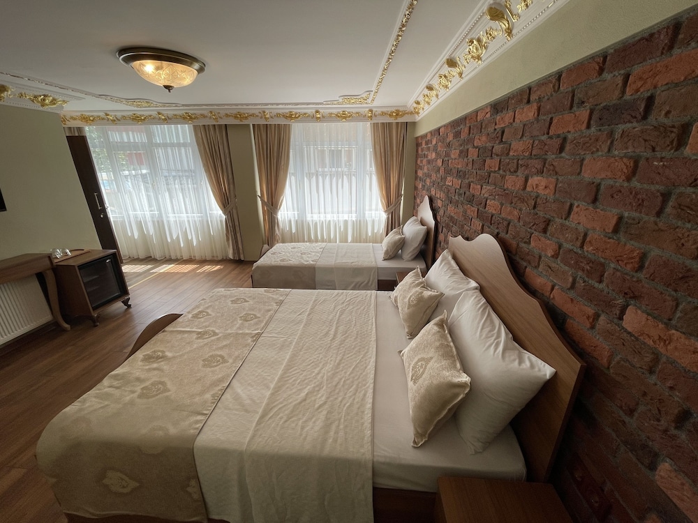 Deluxe Triple Room photo 1