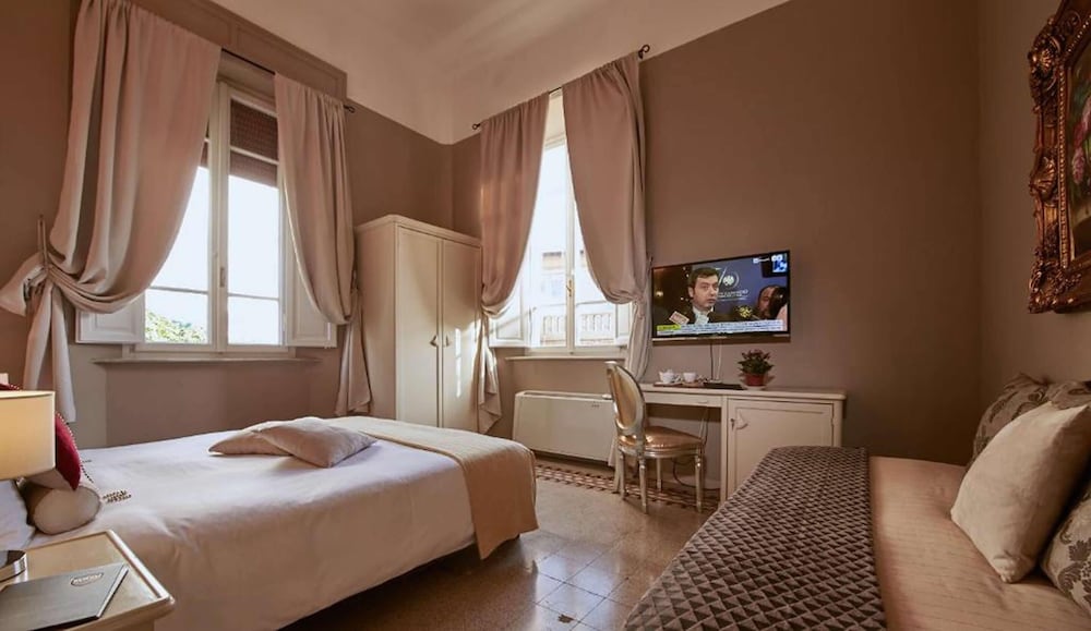 Executive Triple Room