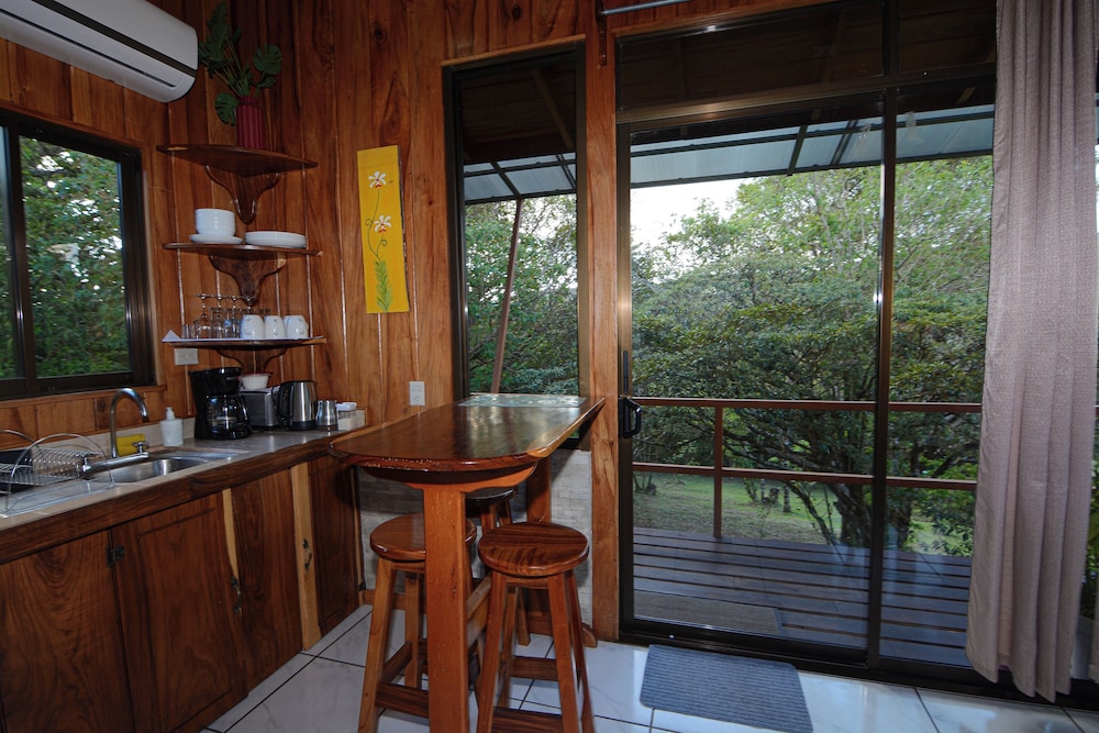 Comfort Cottage, Mountain View photo 3