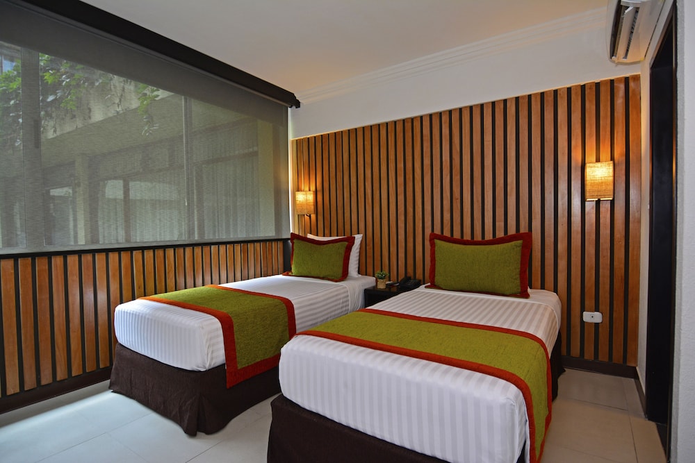 Deluxe Twin Room, 1 Bedroom - Photo 1