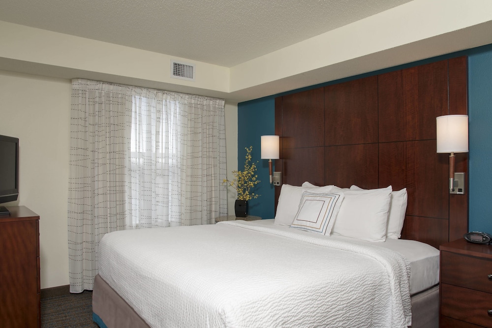 Suite, 2 Bedrooms (Hearing Accessible) - Photo 2