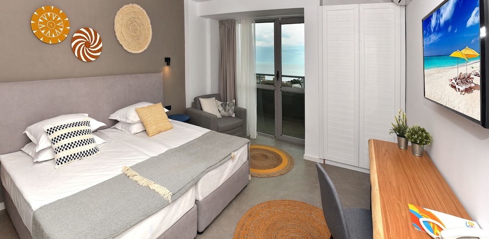 Double or Twin Room, Balcony, Sea View