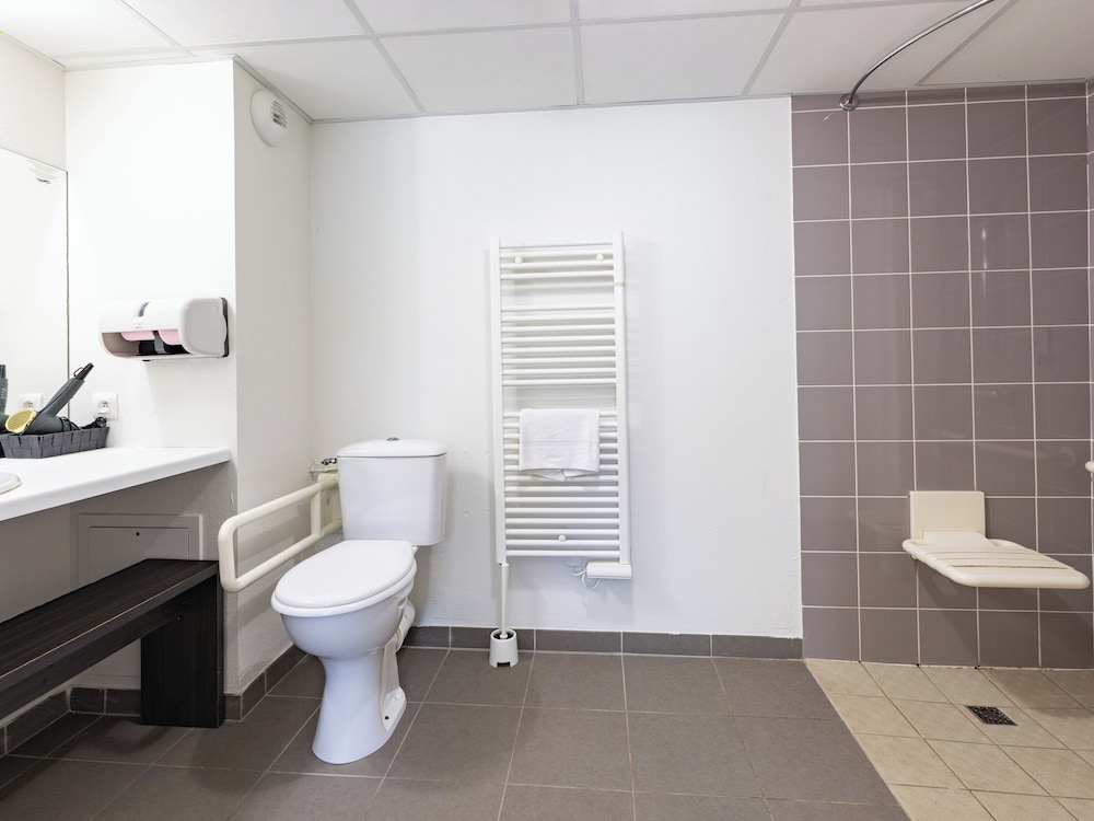 Double Room for 2 People , Accessible (PRM) photo 2