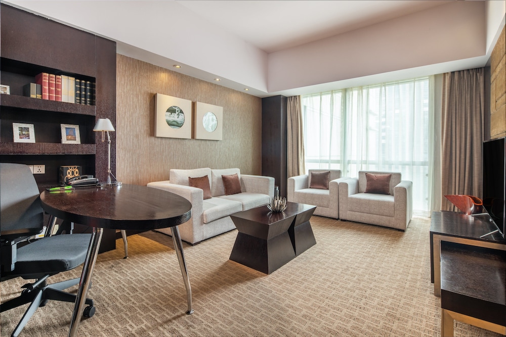 Suite, 1 Bedroom (Lounge Access)