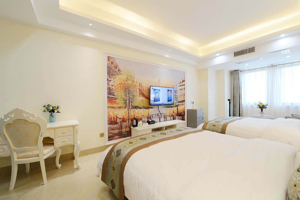 Deluxe Twin Room photo 3