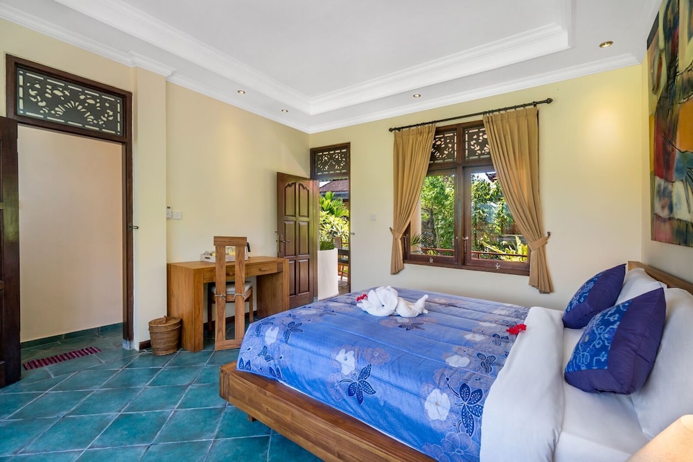 Suite, Balcony, Garden View