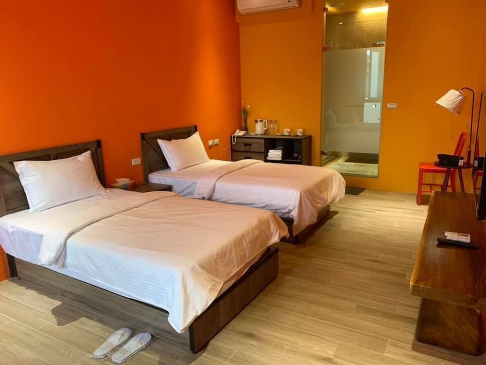 SRC Twin Room photo 1