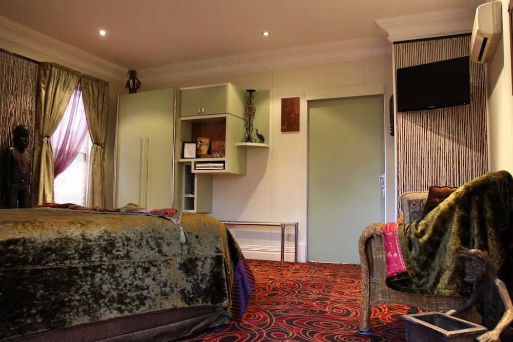 Henderson Room photo 2