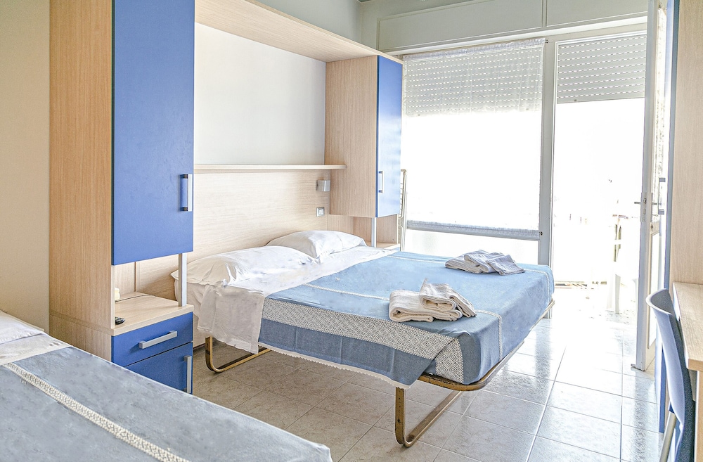 Standard Quadruple Room photo 1