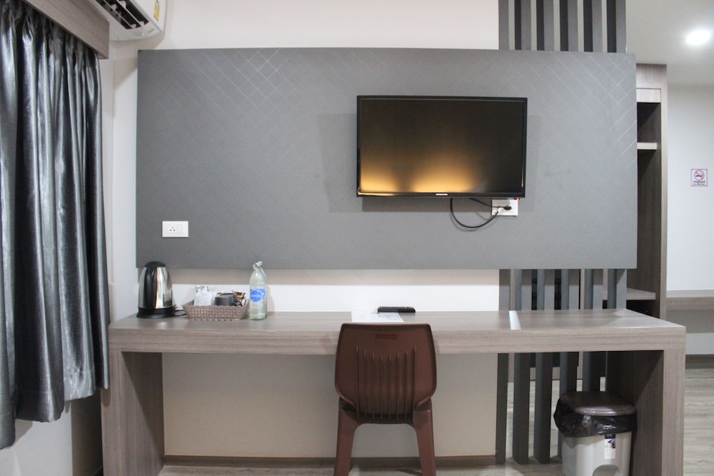 Deluxe Double Room - Photo 16