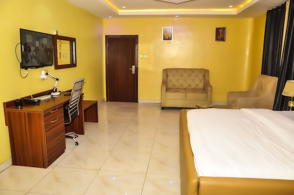 Executive Room photo 2