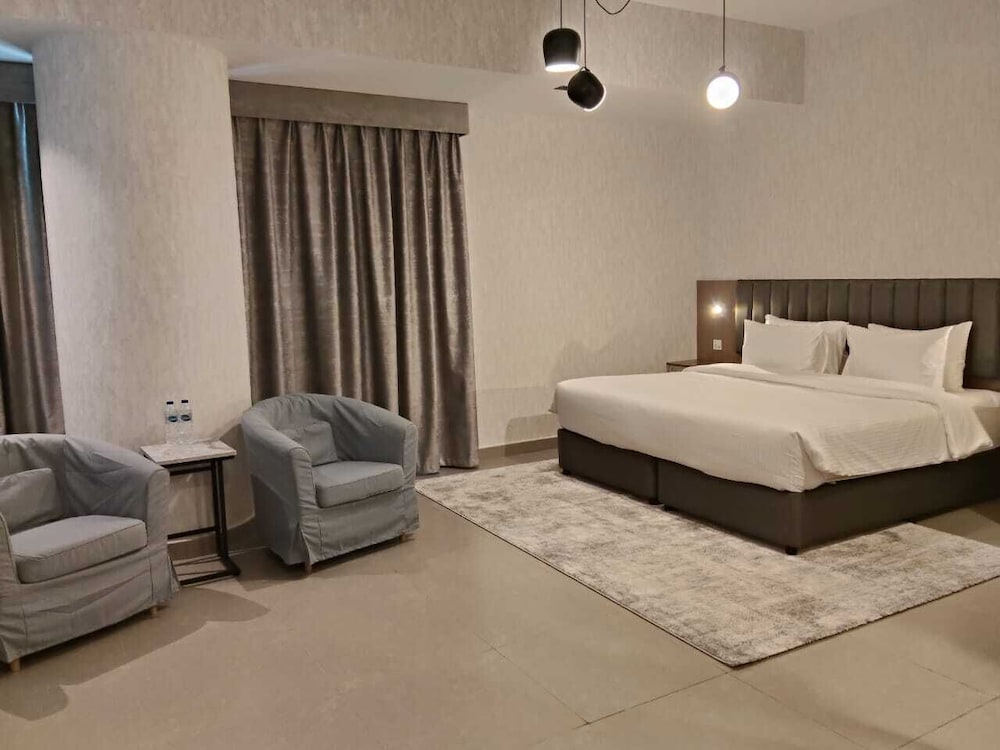 Vogo Executive - King Bed photo 1