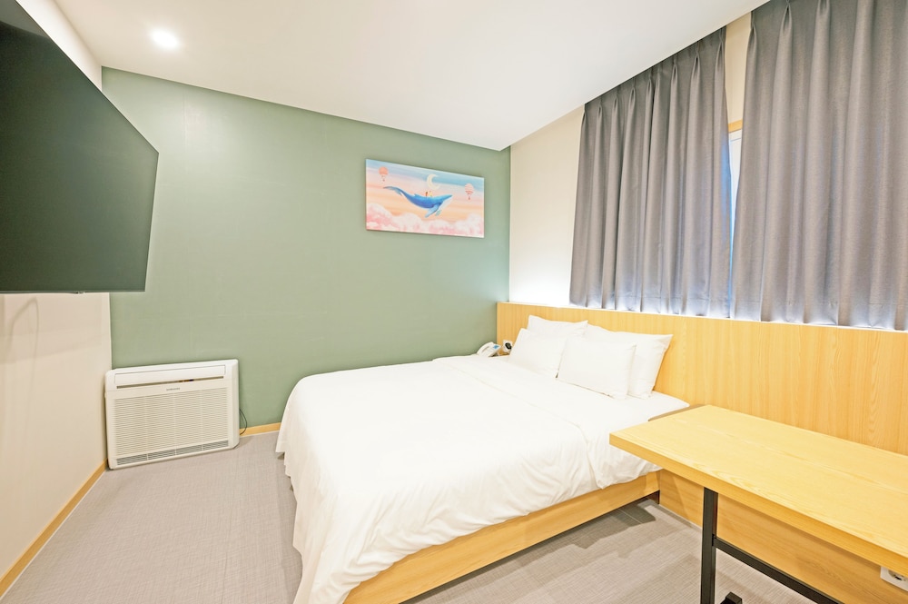 Superior Double Room - Photo 2