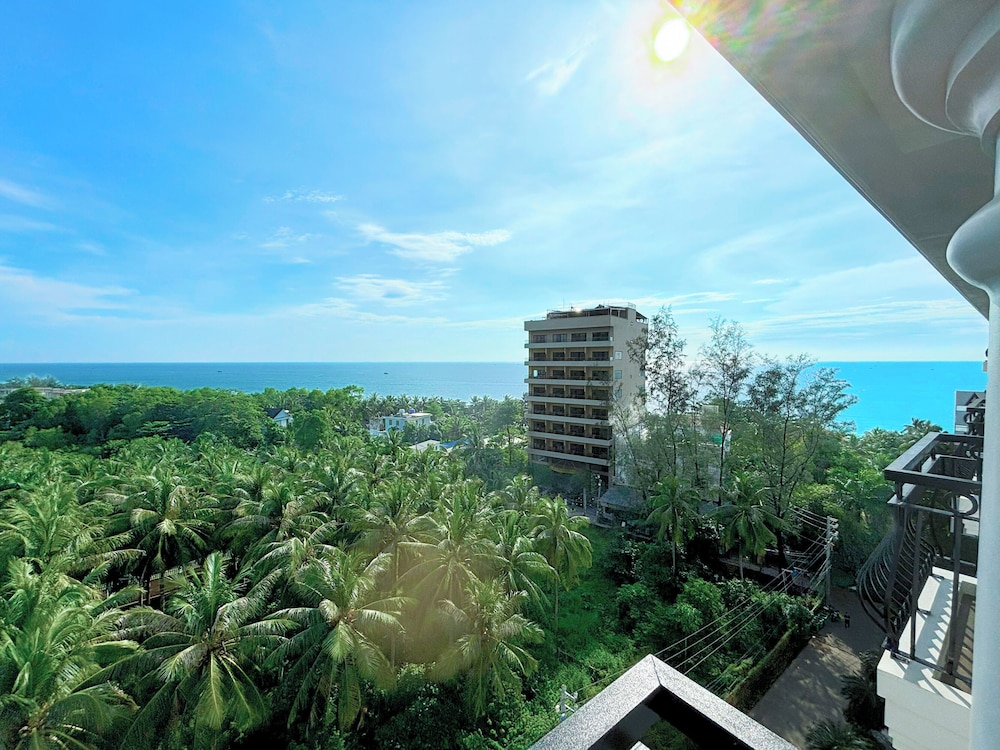 Deluxe Double or Twin Room, Balcony, Ocean View