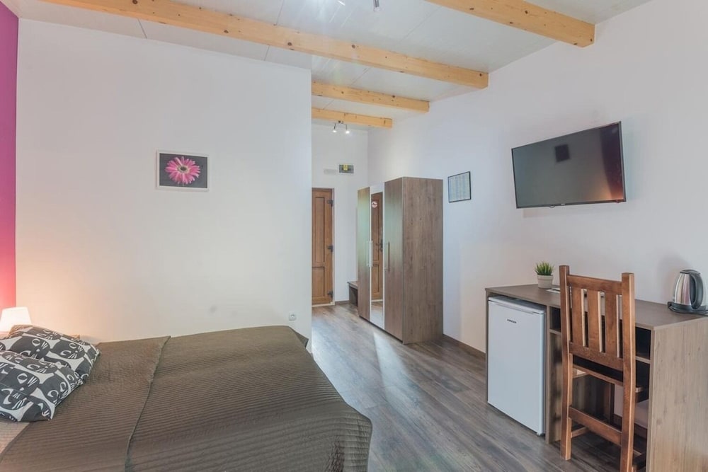 Apartment (Mar - With Pool - R7(2)) photo 1
