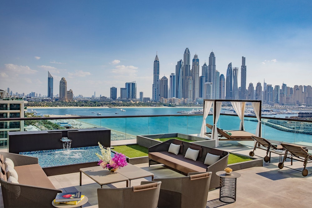 Luxury Penthouse, 1 Double Bed, Sea View (Terrace) photo 3