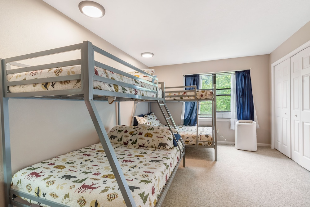 Condo, Multiple Beds, Balcony, Garden View (An Un-Fore-Gettable Time)