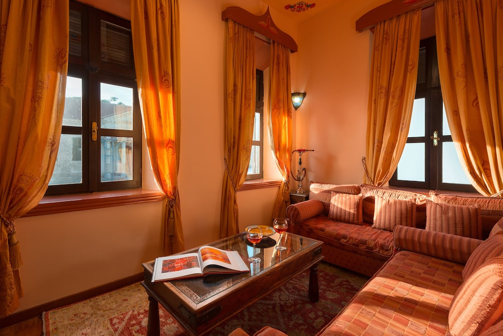 Deluxe Suite, Jetted Tub, Partial Sea View (Tzami) photo 3