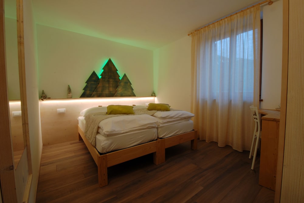 Double or Twin Room (Abete) photo 1