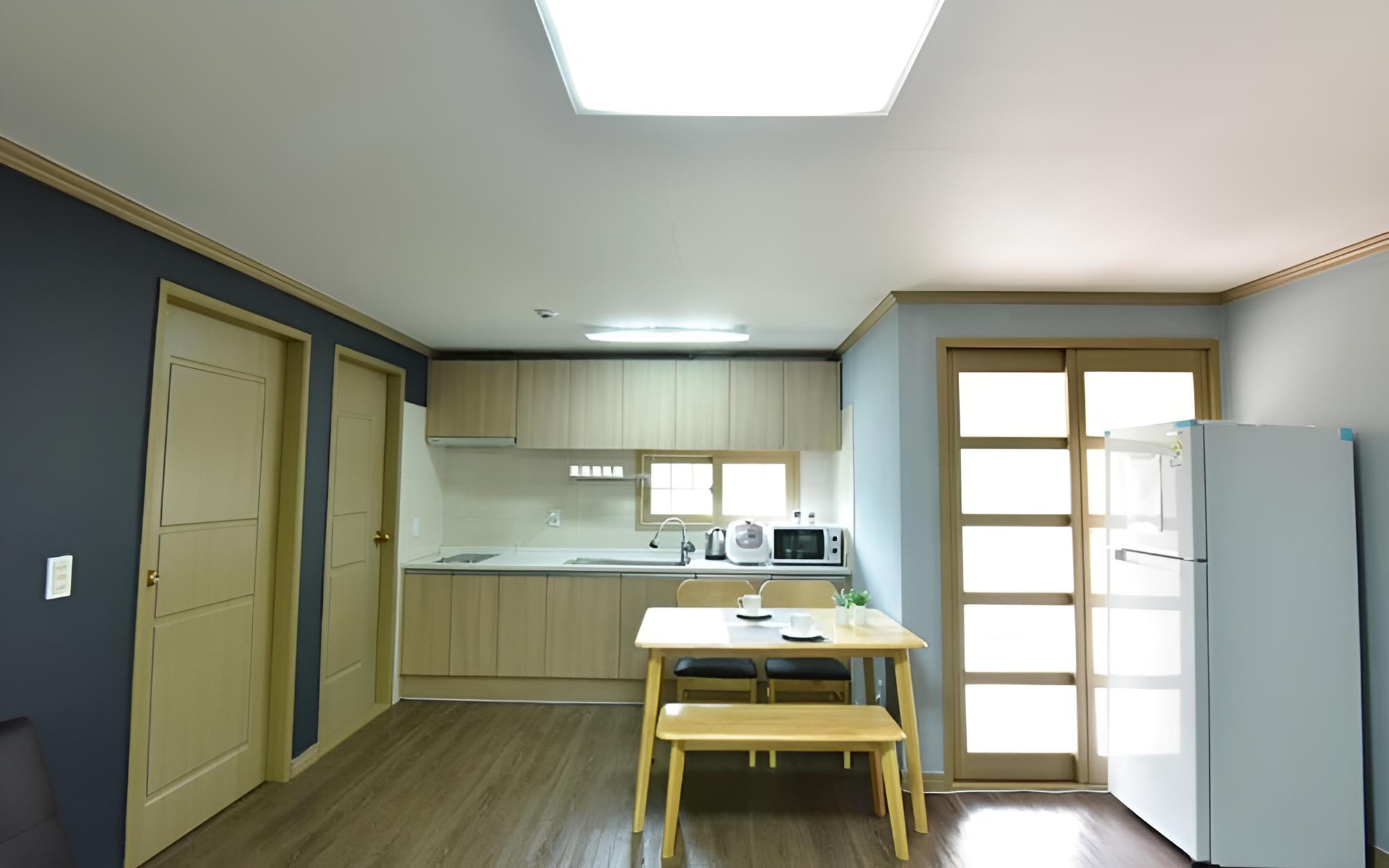 Room (New Green 104 (River View Mountain Vi) photo 2