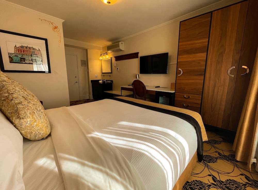 Standard Room (European)