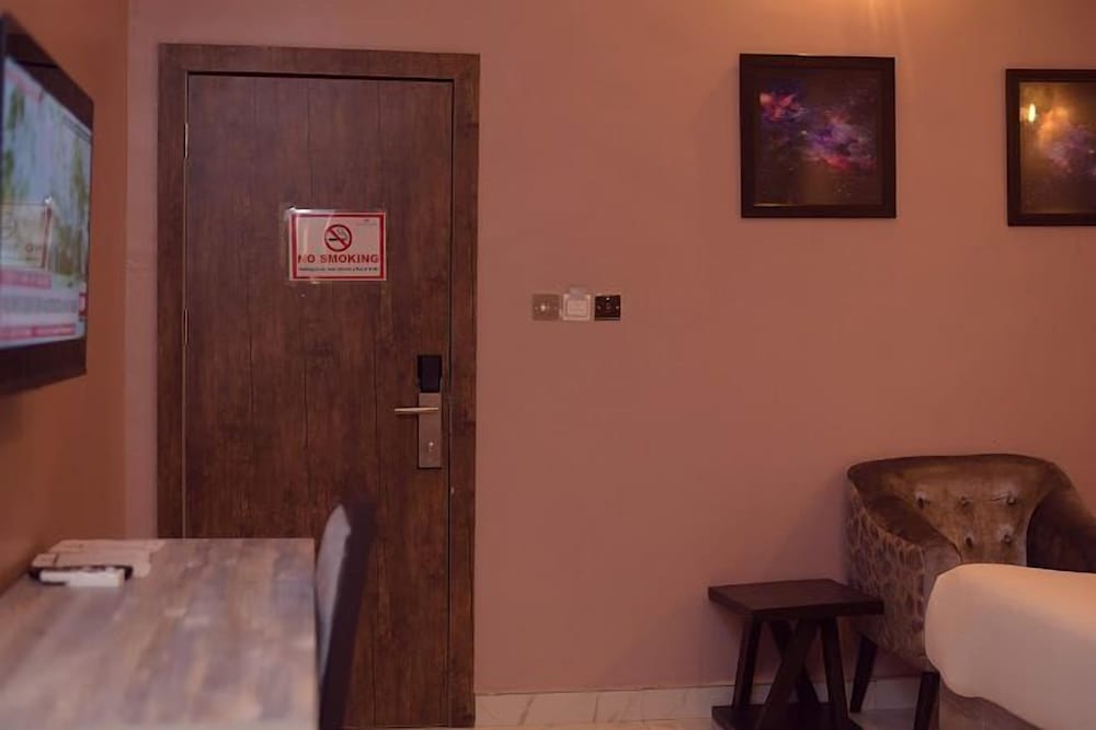 Deluxe Room, Balcony, City View