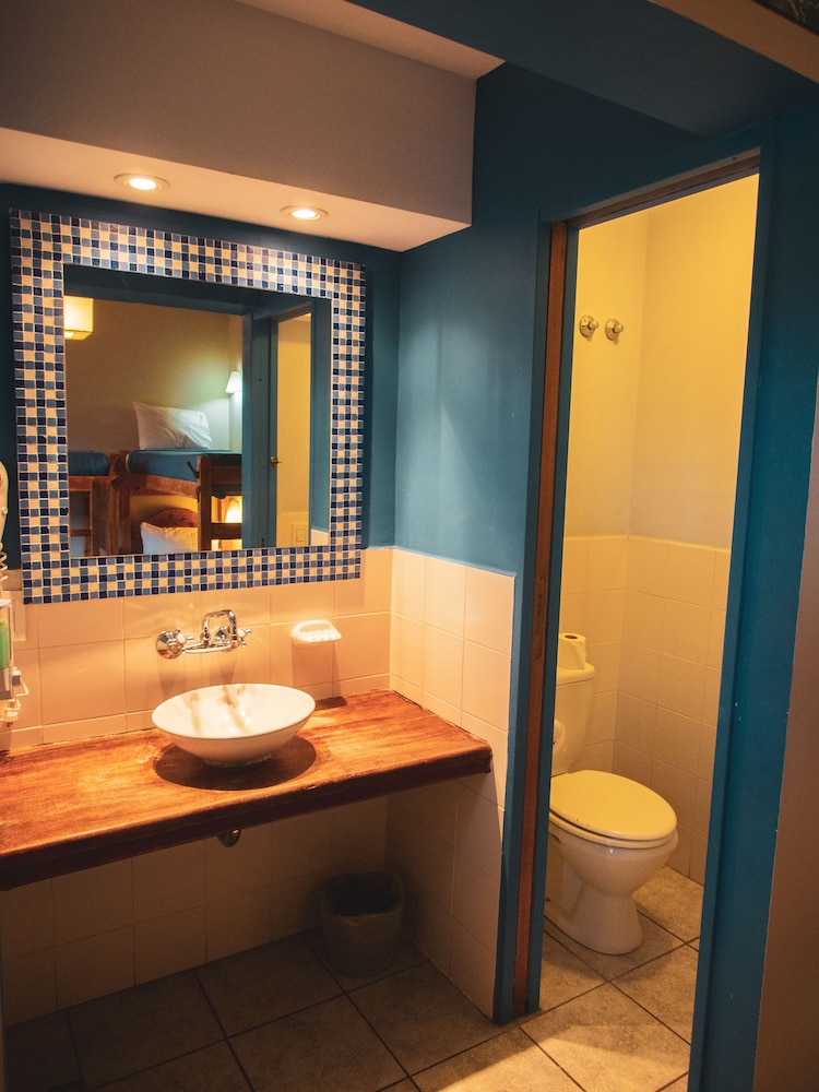 Shared Dormitory, Men only, Private Bathroom (4 pax) photo 1
