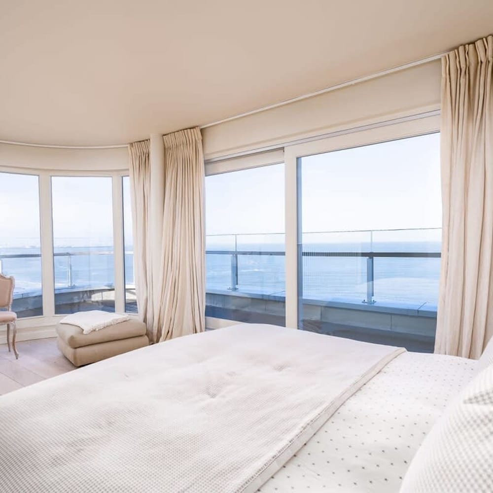 Stunning Penthouse With Free Parking and sea View, Foto 28