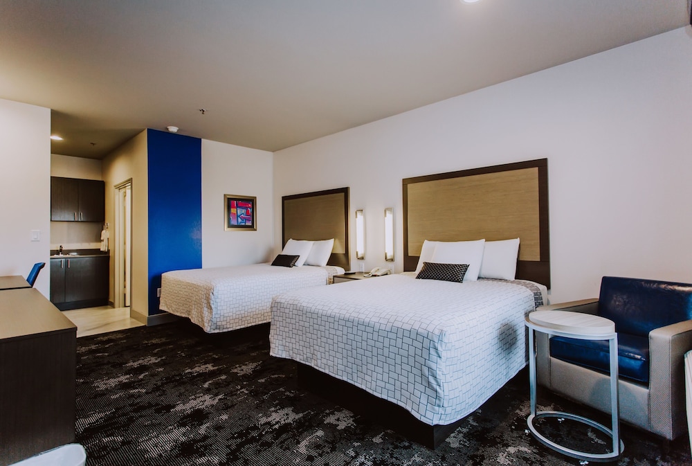 Basic Double Room, 2 Queen Beds